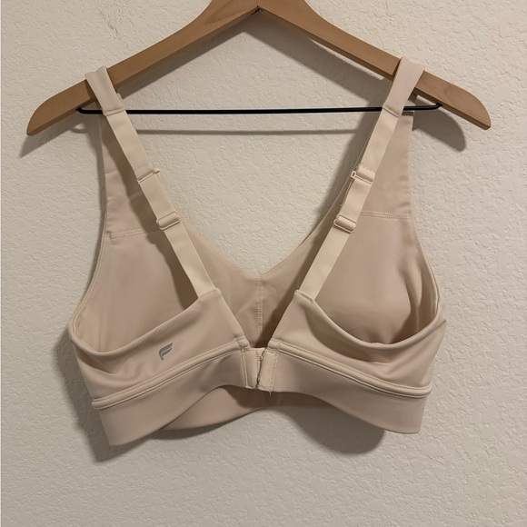 Fabletics // EUC All Day Every Day Low Impact Bra - Picture 6 of 7